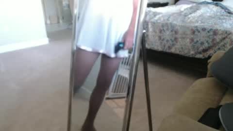 Snapshot of silkylvr chatting on 07/02/26, 03:18 Silkylvr Crossdresser online show from 07/02/26, 03:18