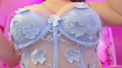 Snapshot of silvana_monroe chatting on 07/17/26, 12:56 SIlvana online show from 07/17/26, 12:56