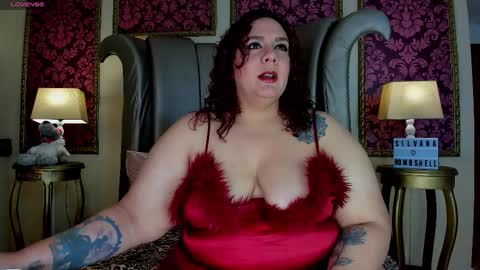 Snapshot of silvanabombshell chatting on 03/27/26, 12:05 SilvanaBombshel online show from 03/27/26, 12:05