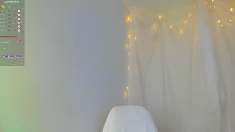 Snapshot of silvanna_moore chatting on 01/09/25, 07:50 Silvanna online show from 01/09/25, 07:50