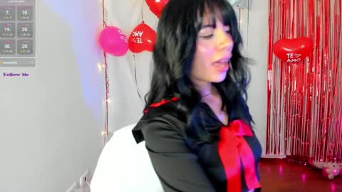 Snapshot of silvanna_moore chatting on 02/26/25, 05:17 Silvanna online show from 02/26/25, 05:17