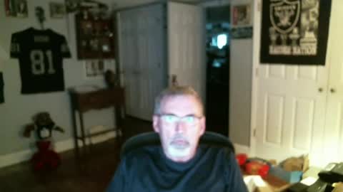 Snapshot of silver4raider chatting on 06/26/26, 01:21 Raider online show from 06/26/26, 01:21