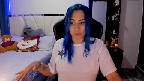   powder    online show from 01/04/25, 01:42