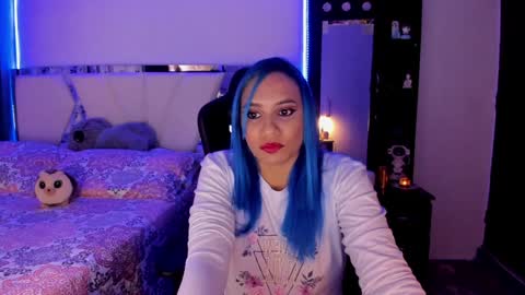   powder    online show from 01/16/25, 01:06