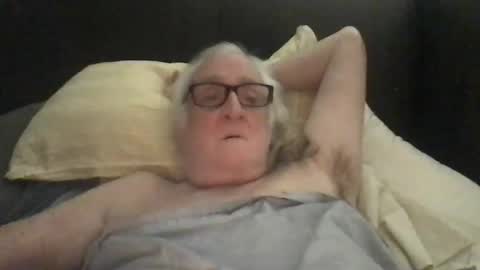 Snapshot of silverliam chatting on 09/14/25, 12:54 Liam online show from 09/14/25, 12:54