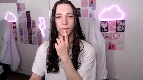 silvermuse online show from 04/03/26, 05:44