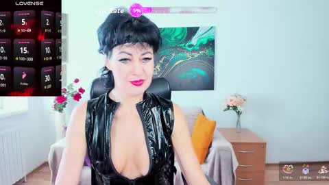 Silvia Wallec online show from 10/26/25, 06:41