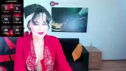 Silvia Wallec online show from 03/11/26, 07:03