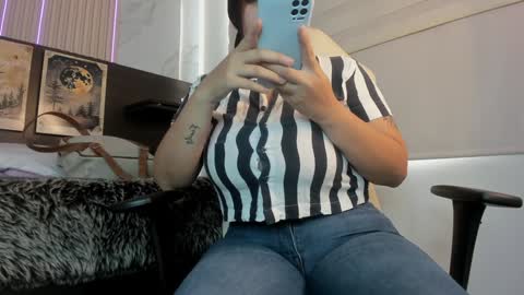 Snapshot of silviarichie_jade chatting on 01/21/25, 02:26 silvia online show from 01/21/25, 02:26