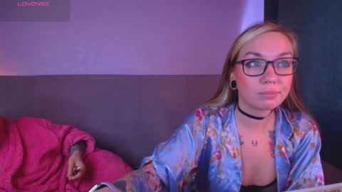 simona_moonshine online show from 03/30/26, 06:47