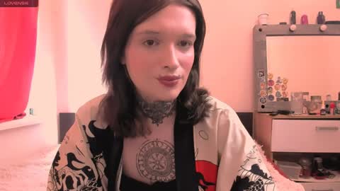 Simona online show from 05/17/26, 08:23