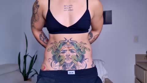 Snapshot of simone_4201 chatting on 09/08/25, 04:39 Sim. online show from 09/08/25, 04:39