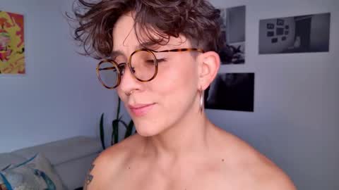 Sim. online show from 11/25/25, 05:46