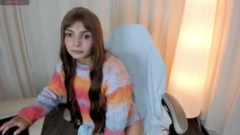 simone_sky online show from 01/10/26, 08:21