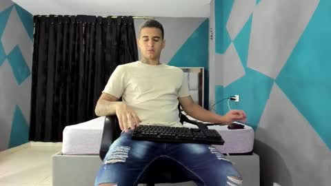 SIMON KELER online show from 02/22/25, 08:53