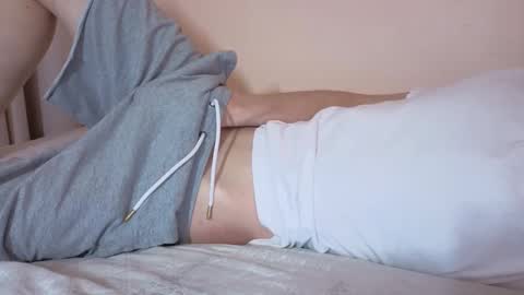 Simon online show from 11/22/25, 02:27