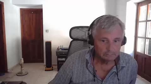 Simon online show from 10/07/25, 10:34