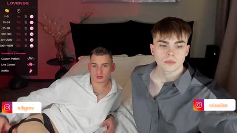 Snapshot of simonwnl chatting on 01/21/25, 07:06 Simon online show from 01/21/25, 07:06