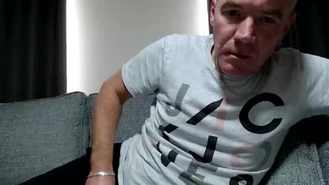 Snapshot of simplelife0 chatting on 09/30/25, 02:00 Ricky online show from 09/30/25, 02:00