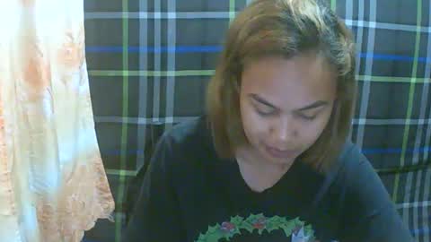 Snapshot of simply__me chatting on 02/10/26, 10:47 simply__me online show from 02/10/26, 10:47