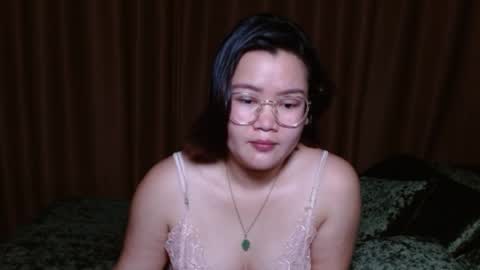 Snapshot of simply_niki chatting on 04/29/26, 10:08 zia online show from 04/29/26, 10:08