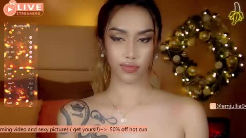 Snapshot of simplyjullia chatting on 12/07/24, 02:20 online show from 12/07/24, 02:20