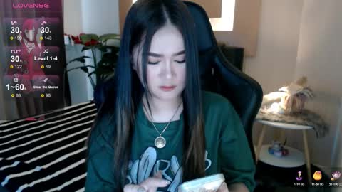 Adrianna Fowler online show from 11/26/25, 12:33