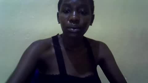 Snapshot of simplyloy33 chatting on 06/29/26, 02:07 simplyloy33 online show from 06/29/26, 02:07