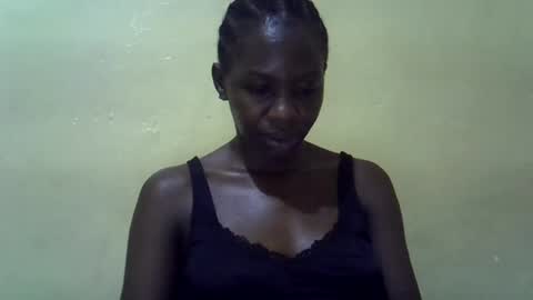 Snapshot of simplyloy33 chatting on 07/10/26, 07:12 simplyloy33 online show from 07/10/26, 07:12