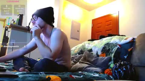 Snapshot of sin_lord chatting on 11/02/25, 02:03 Husky Dad online show from 11/02/25, 02:03