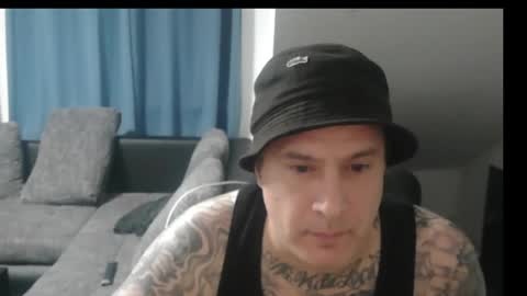 sinalco1975 online show from 11/24/25, 03:28