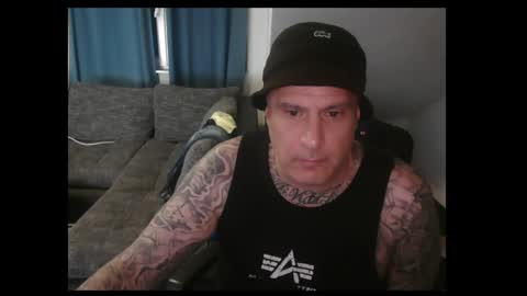 sinalco1975 online show from 05/03/26, 01:44