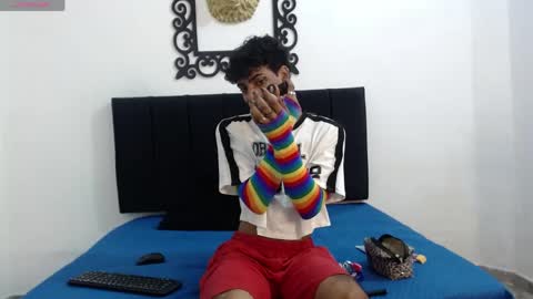  online show from 04/28/26, 12:43
