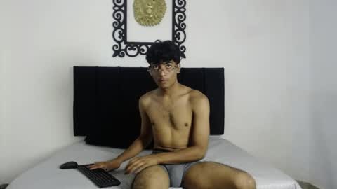   online show from 05/05/26, 07:00