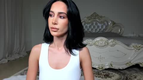 Snapshot of sincerelyc chatting on 11/02/25, 08:55 C online show from 11/02/25, 08:55