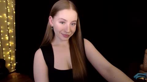 Sindi online show from 11/03/25, 01:34