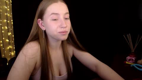 Sindi online show from 06/03/26, 08:03