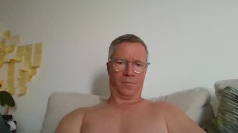 Snapshot of sinfulpulse69 chatting on 05/26/26, 04:03 sinfulpulse69 online show from 05/26/26, 04:03