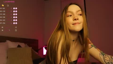 Ivy online show from 03/09/25, 01:15