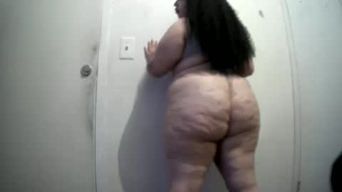 Snapshot of sinfulstarlett chatting on 12/17/24, 10:34 Sinful Starlett online show from 12/17/24, 10:34