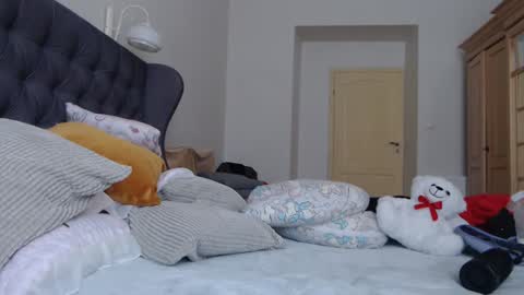 Lina online show from 09/11/25, 06:24