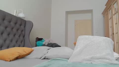 Lina online show from 05/06/26, 07:13