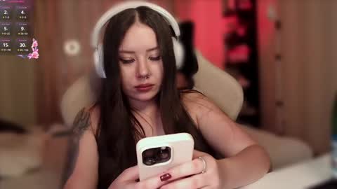 Ari online show from 02/25/25, 12:47