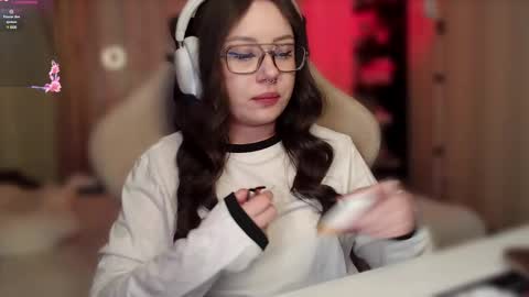 Ari online show from 02/25/25, 11:00