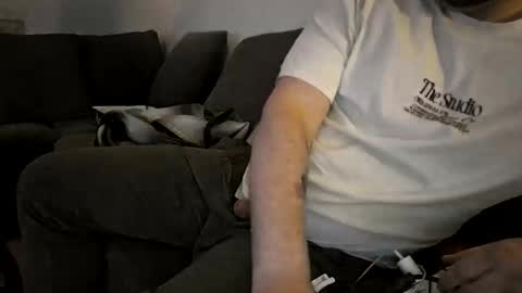 sinned09 online show from 04/17/26, 10:57