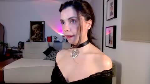 Snapshot of sinner_medusa chatting on 07/10/26, 11:51 Perseuss killer online show from 07/10/26, 11:51