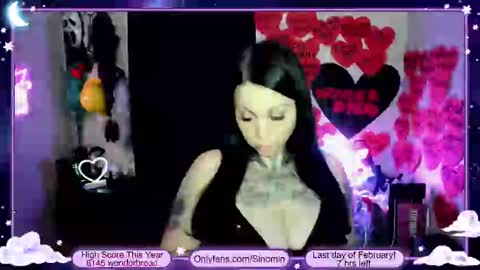 Snapshot of sinominx chatting on 03/01/25, 01:00 Sinomin online show from 03/01/25, 01:00