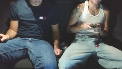 Snapshot of sinvi1915 chatting on 11/03/25, 05:25 sinvi1915 online show from 11/03/25, 05:25