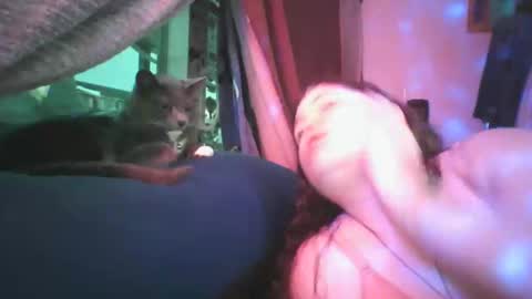 Snapshot of siofra chatting on 02/24/25, 10:58 Siofra online show from 02/24/25, 10:58