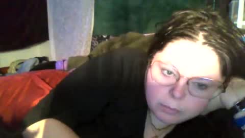 Snapshot of siofra chatting on 10/03/25, 11:35 Siofra online show from 10/03/25, 11:35